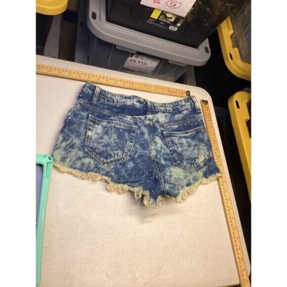 Acubi mermaidcore fairycore Forever 21 Blue Denim Shorts Women Size 26 - Picture 4 of 4